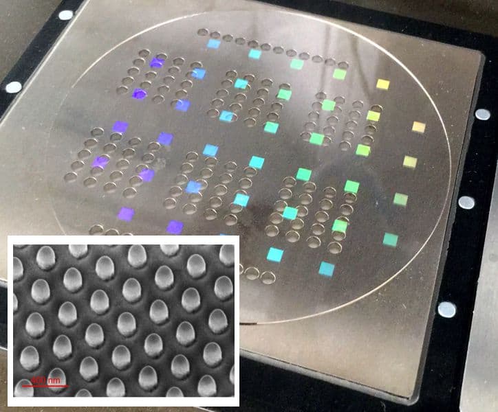 Nanopillar arrays made by UV-NIL on a glass wafer with a GeSiM µCP4.1, SEM image inline