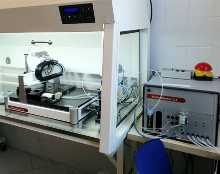 The BS3.2 bioprinter in a TELSTAR biosafety cabinet